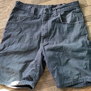 WRANGLER Shorts Size 32 Breen with Lots Of LIFE  100% COOL  💯% Cotton